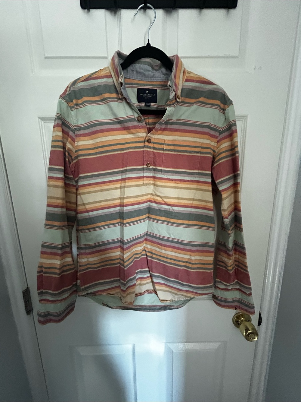 American Eagle Outfitters men's Striped Beach Pastel button-down shirt size S